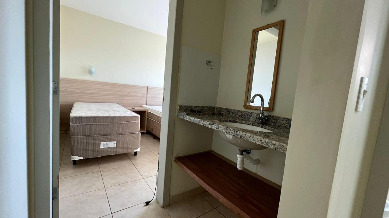 Apartamento Thermas Do Bosque Caldas Novas Luaran gambar